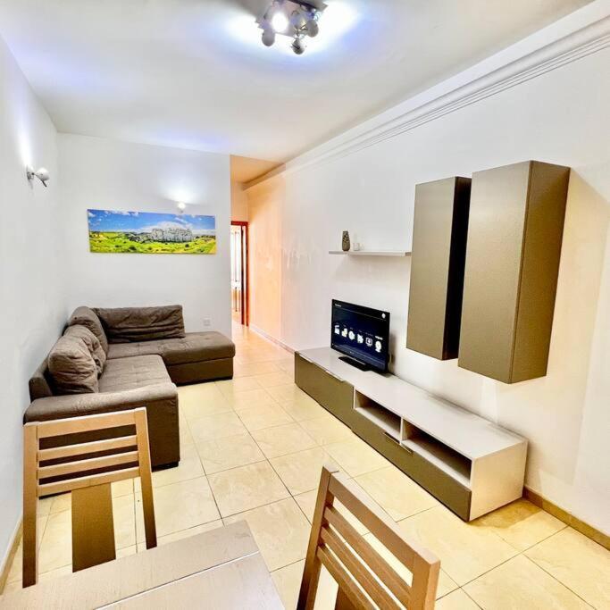Gzira Smart 1 Bedroom Apartment Luaran gambar
